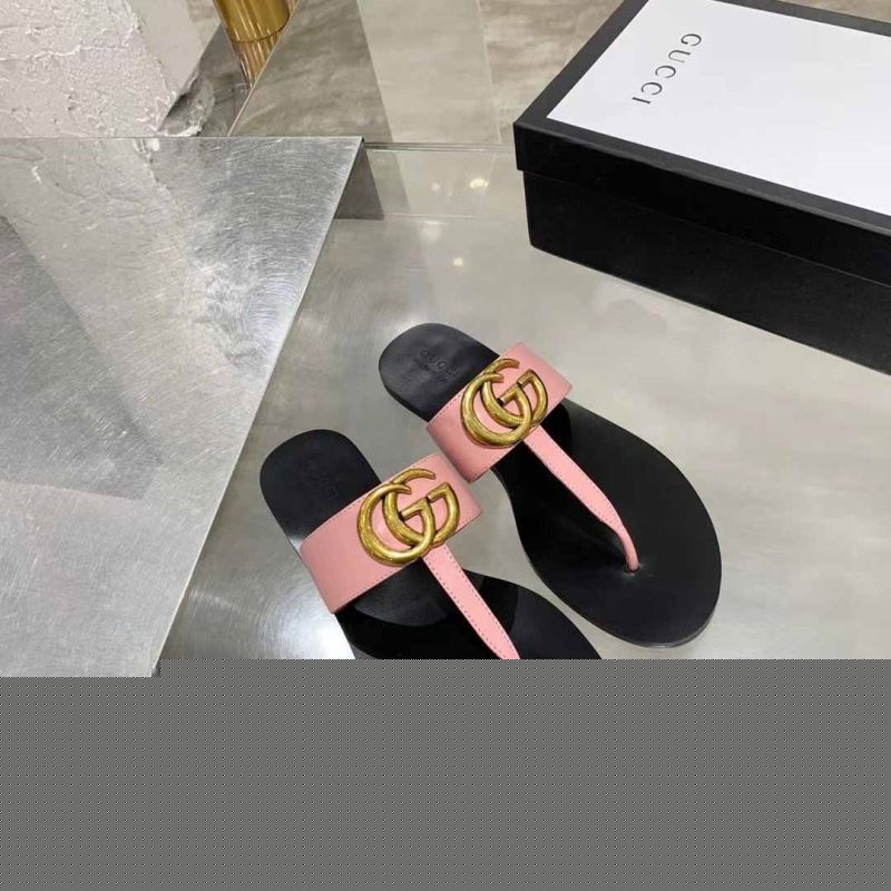 G*u*i slippers